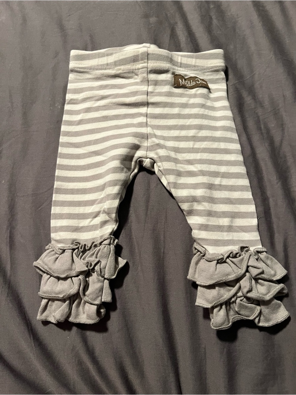 h.i.p. Gray & Light Gray Striped Ruffle Leggings for Kids